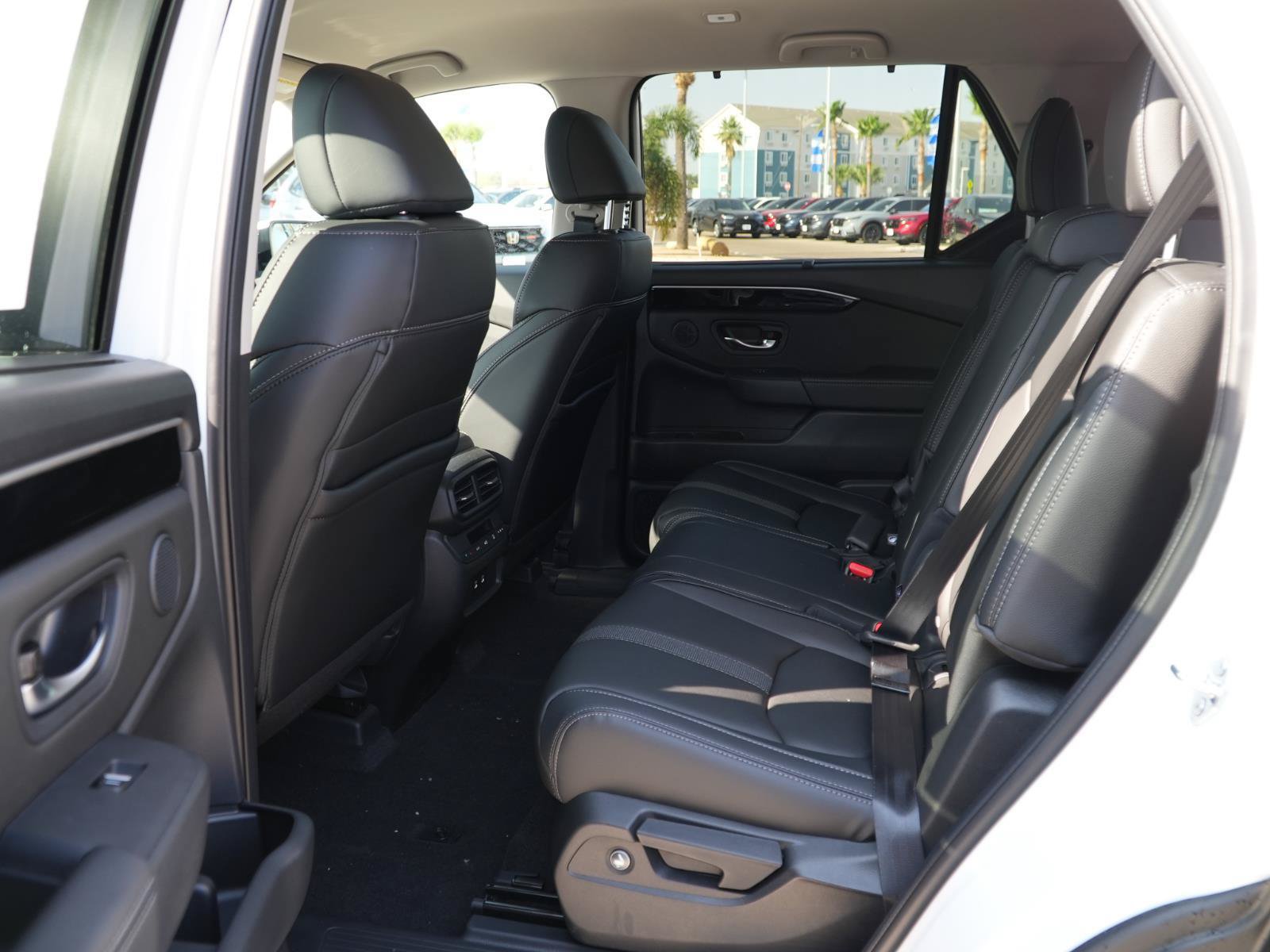 Used 2026 Honda Pilot EX-L image 17