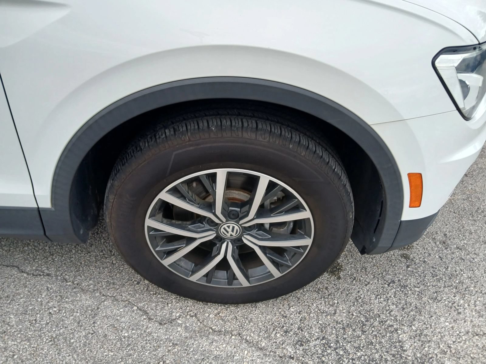 Used 2021 Volkswagen Tiguan S FWD image 35