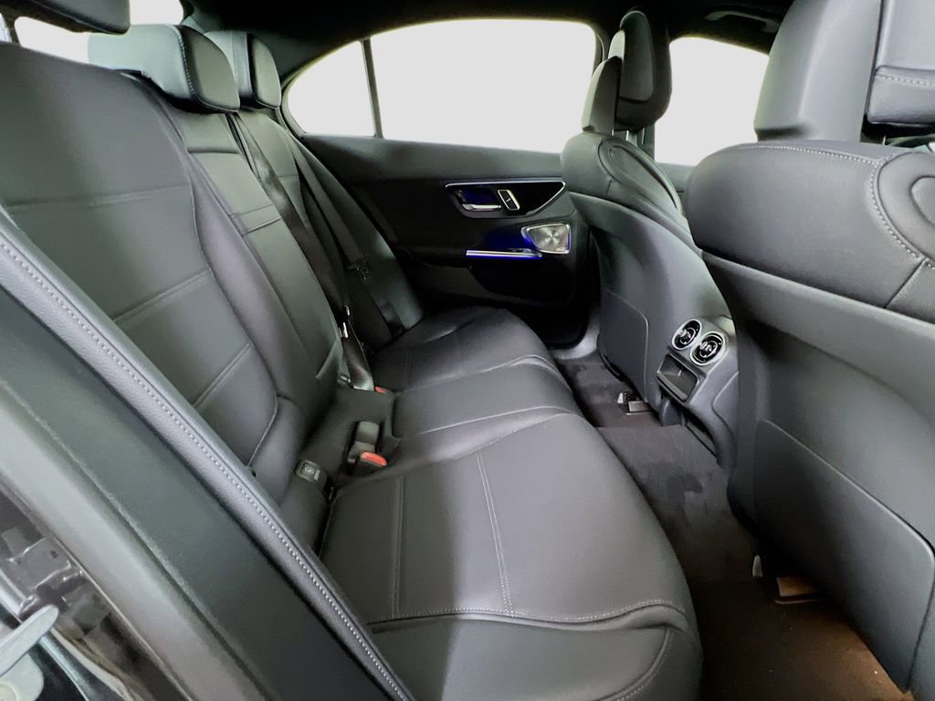 Used 2026 Mercedes-Benz C 300 4MATIC Sedan image 30