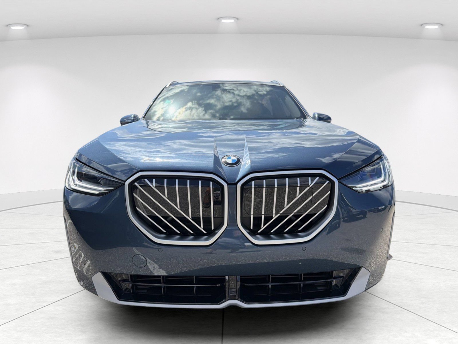 New 2026 BMW X3 xDrive30i w/ Premium Package AWD/4WD image 2