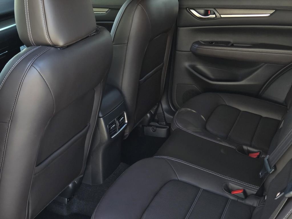 New 2025 MAZDA CX-5 Signature image 16