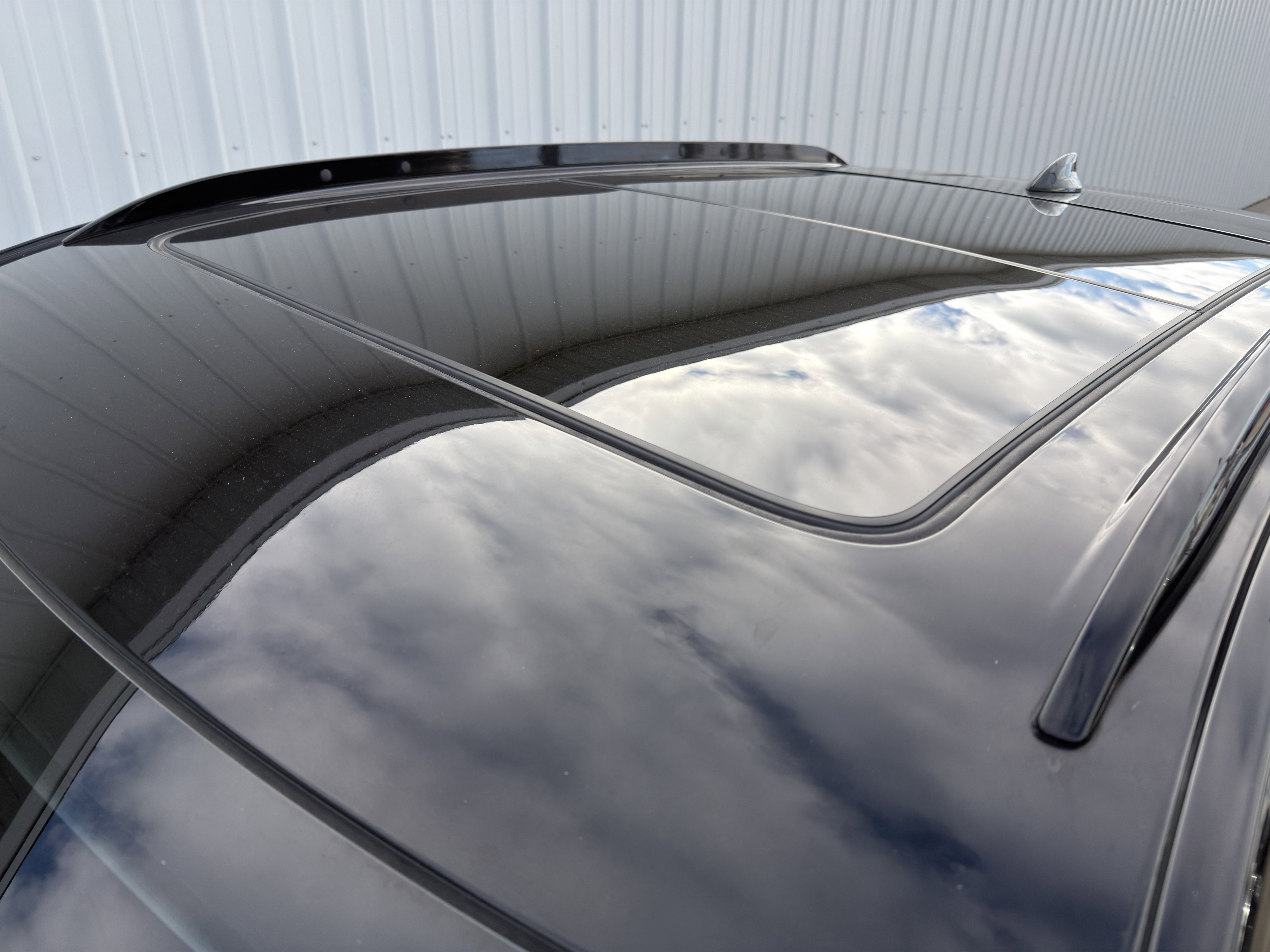 Used 2019 Cadillac XT4 Sport w/ Cold Weather Package image 8