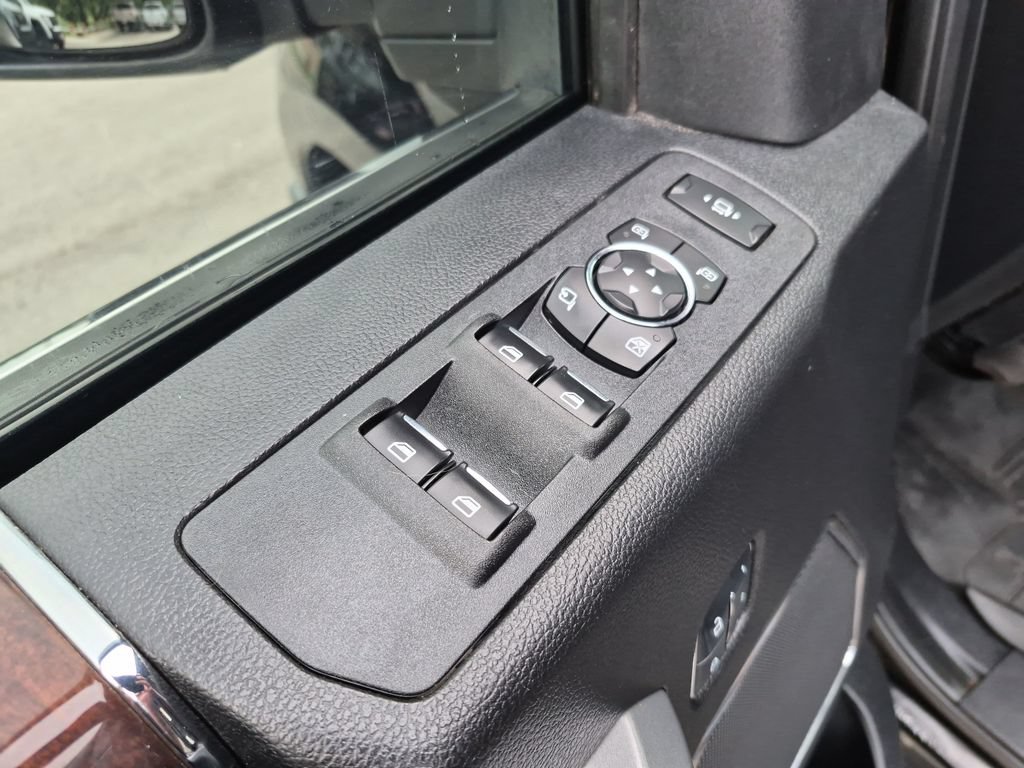 Used 2017 Ford F350 Platinum w/ Platinum Ultimate Package AWD/4WD image 20