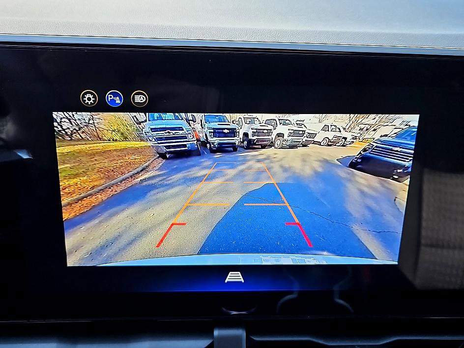 New 2026 Chevrolet Equinox LT image 18