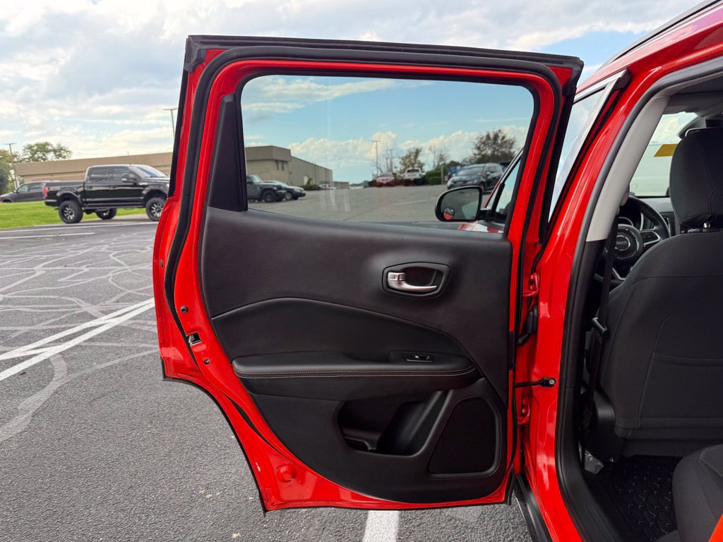 Used 2020 Jeep Compass Sport FWD image 12