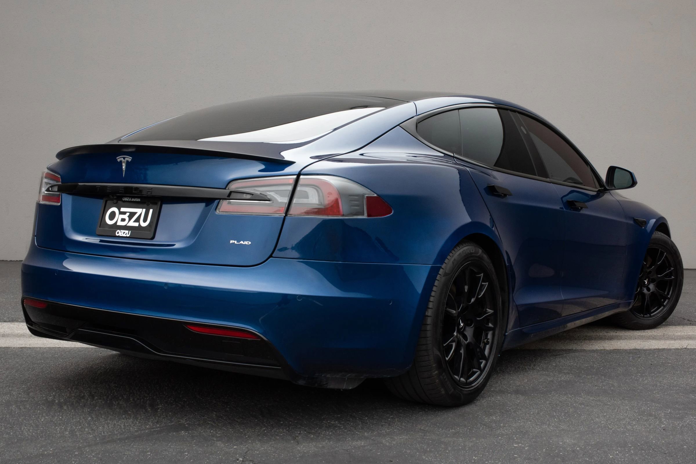Used 2021 Tesla Model S Plaid image 9