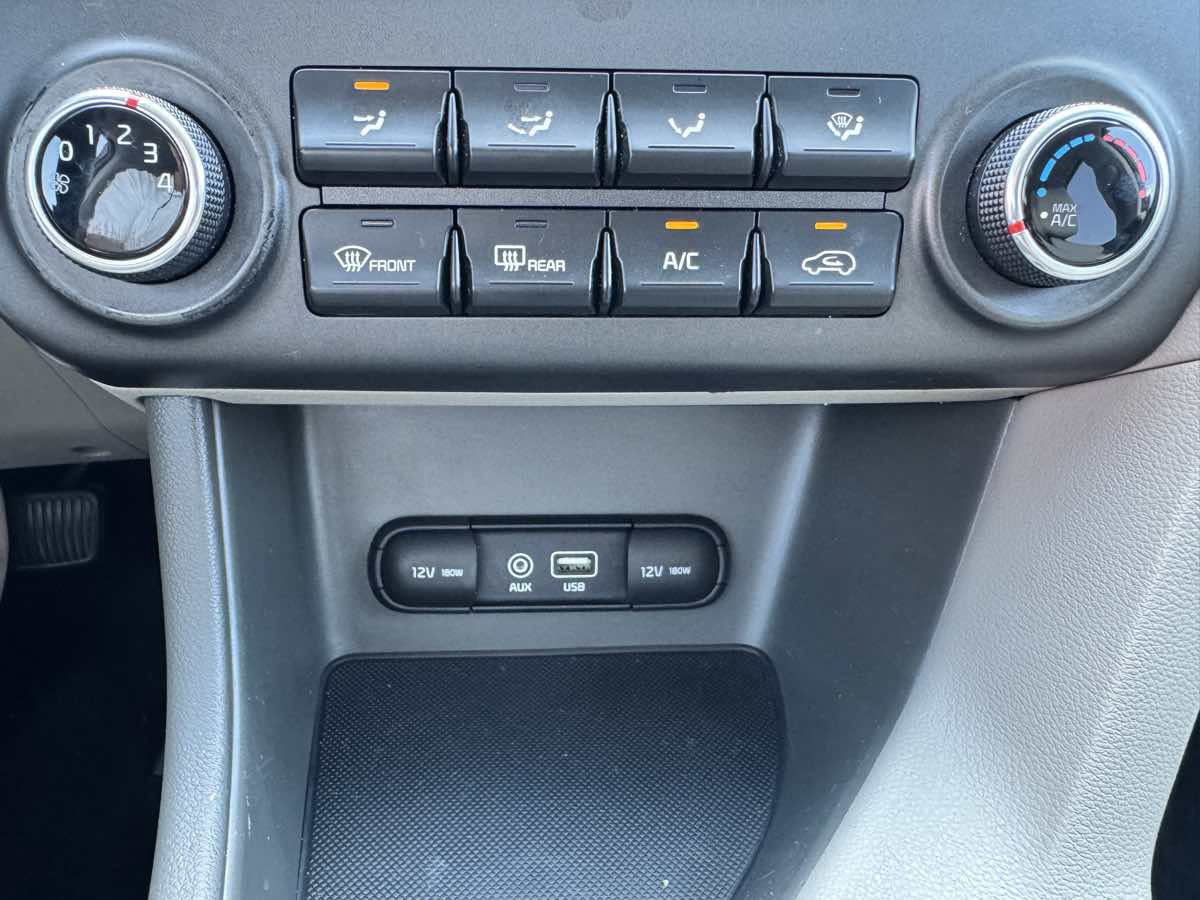 Used 2019 Kia Sportage LX FWD image 44
