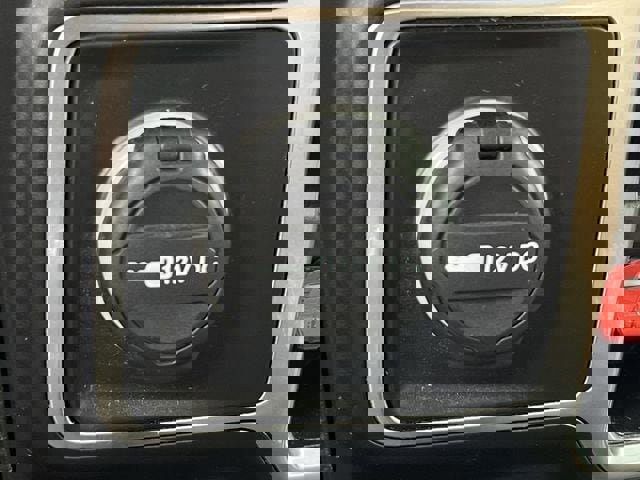 Used 2020 Jeep Wrangler Unlimited Sahara image 20