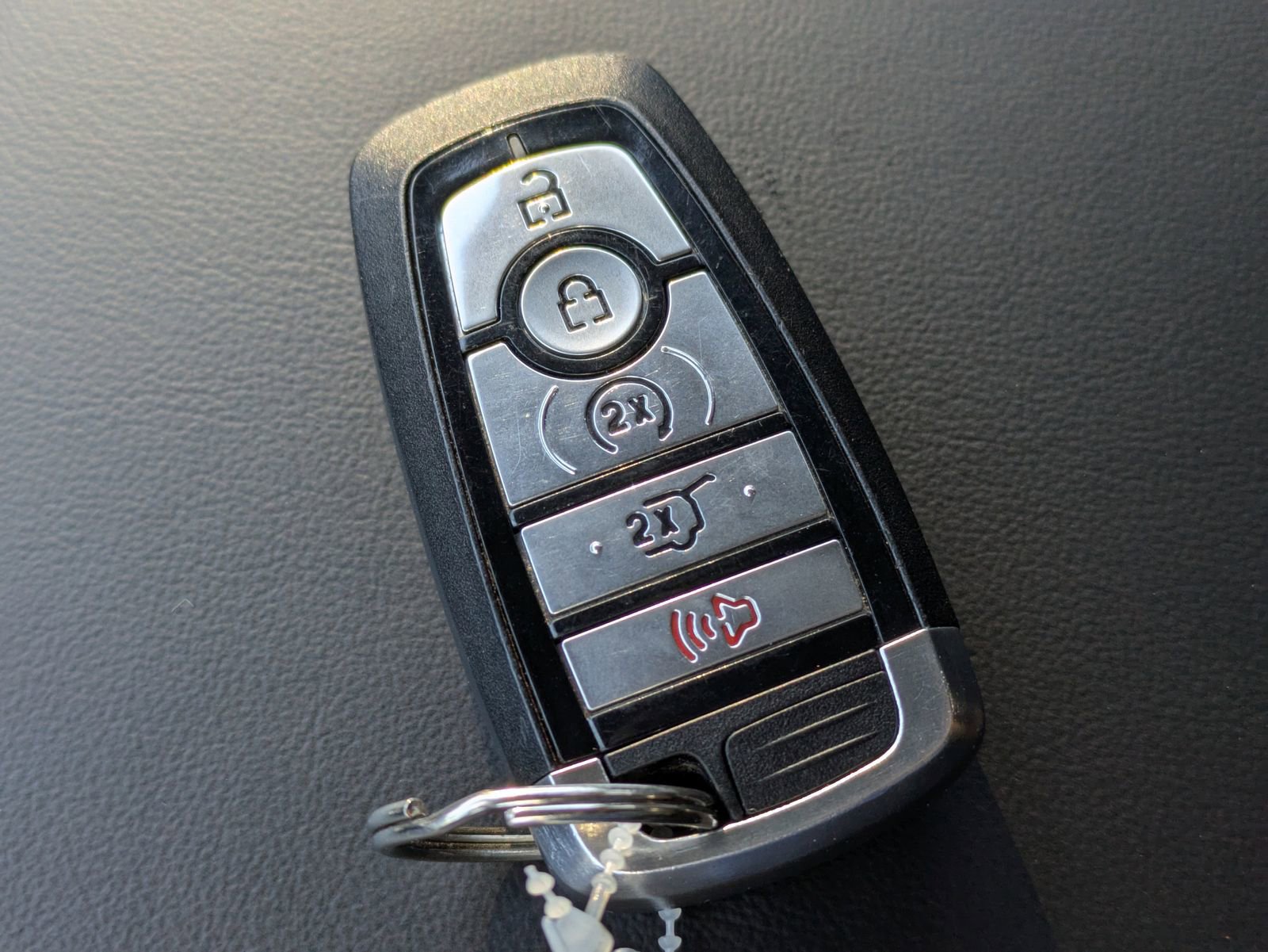 Certified 2023 Ford Explorer XLT w/ Equipment Group 202A image 31