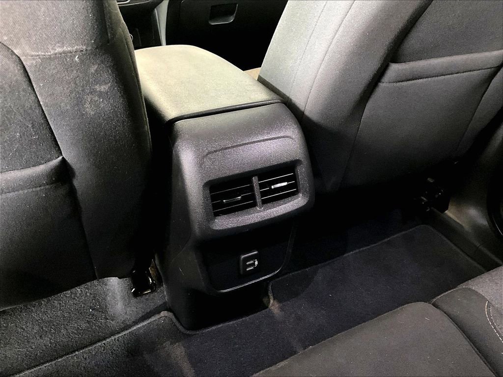 Used 2020 Chevrolet Equinox LT image 27