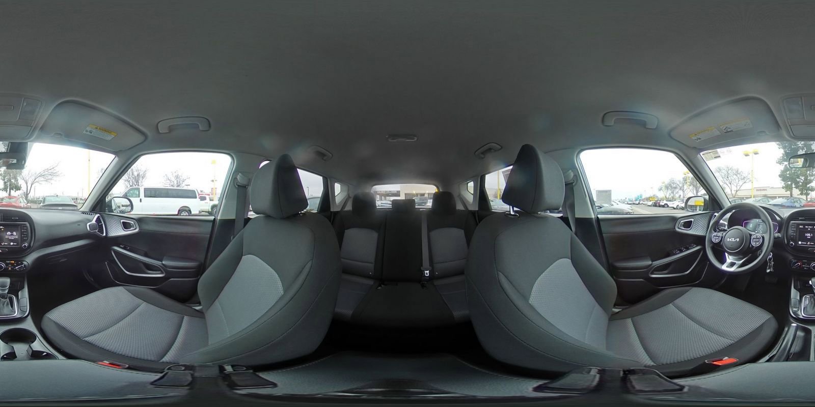 Used 2025 Kia Soul LX w/ LX Technology Package image 39