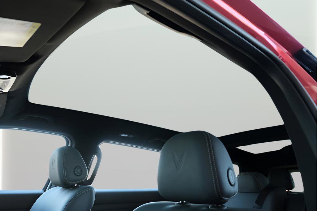 New 2024 VinFast VF 9 Plus image 8