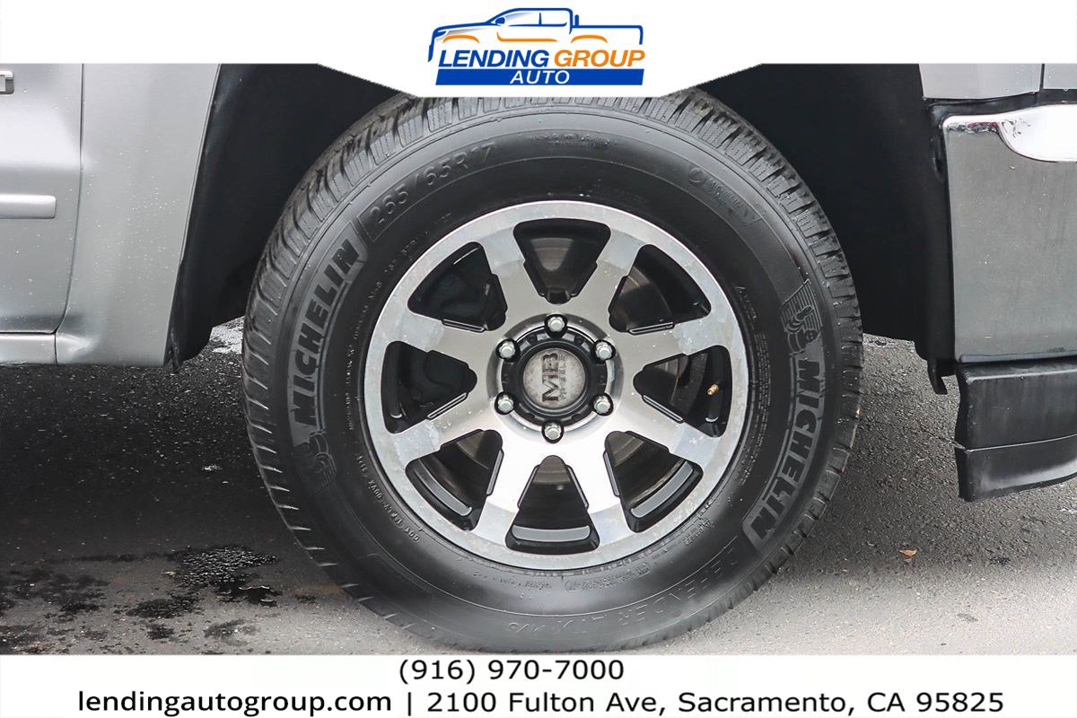 Used 2018 Chevrolet Silverado 1500 LT image 9