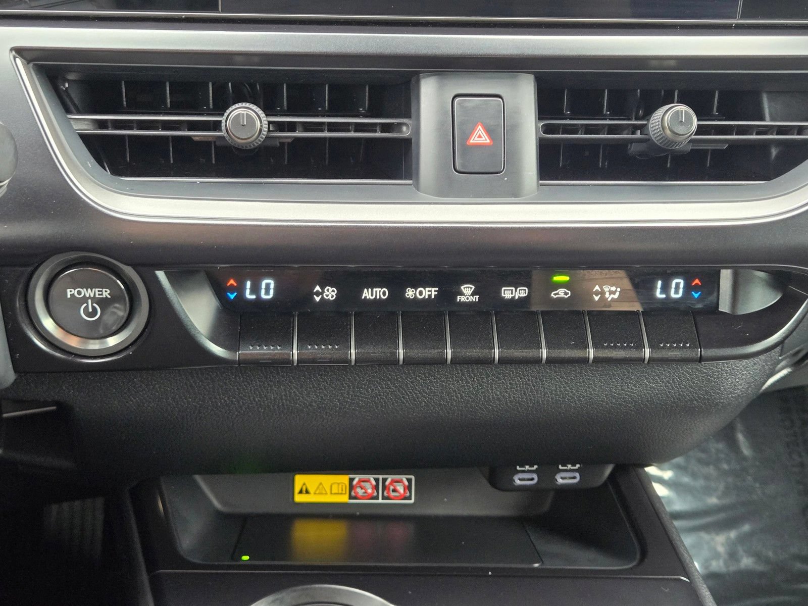 Used 2024 Lexus UX 250h F Sport FWD image 23