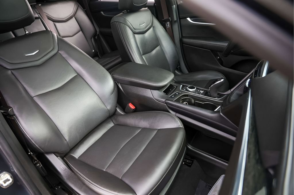 Used 2021 Cadillac XT5 Premium Luxury FWD image 35