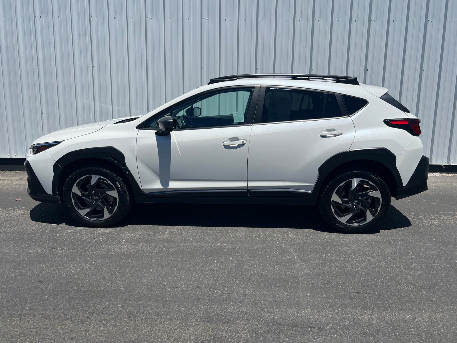 Certified 2024 Subaru Crosstrek 2.5i Limited w/ Crosstrek Mirror Package AWD/4WD image 2