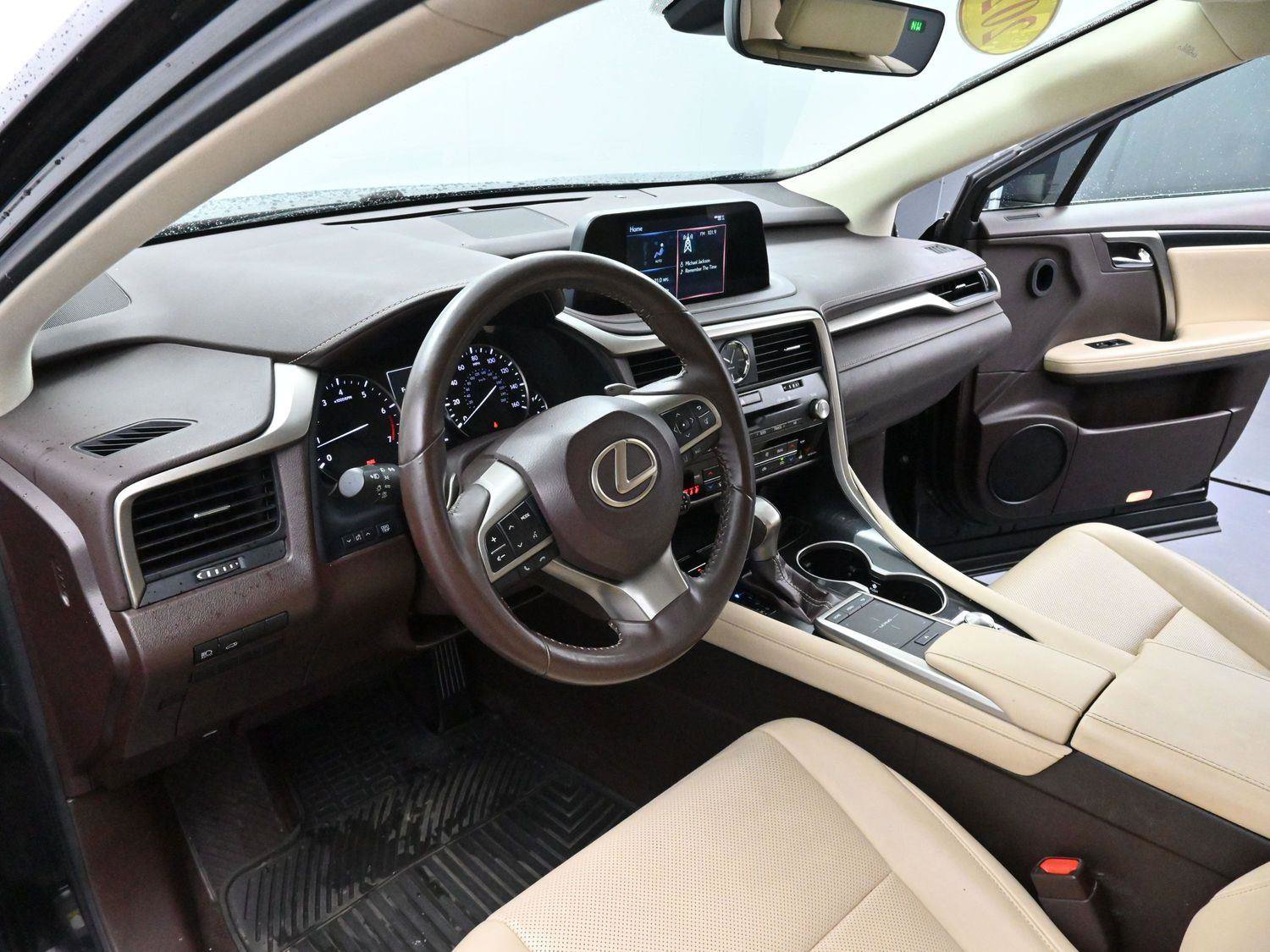 Used 2020 Lexus RX 350 FWD w/ Accessory Package image 16