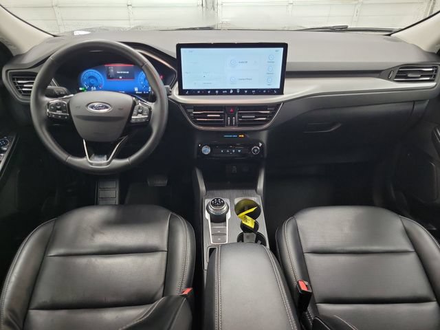 Certified 2025 Ford Escape Platinum AWD/4WD image 12