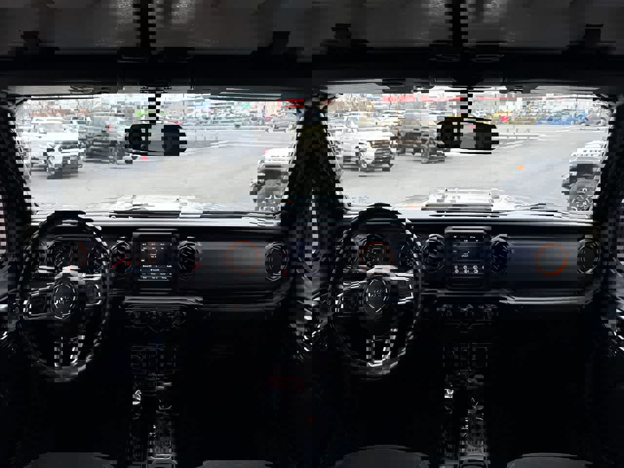 Used 2020 Jeep Gladiator Mojave w/ Cold Weather Group image 15