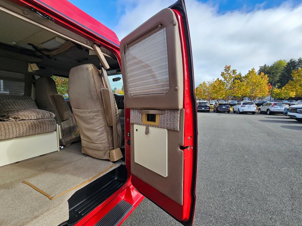 Used 2000 Dodge B2500 RWD image 11