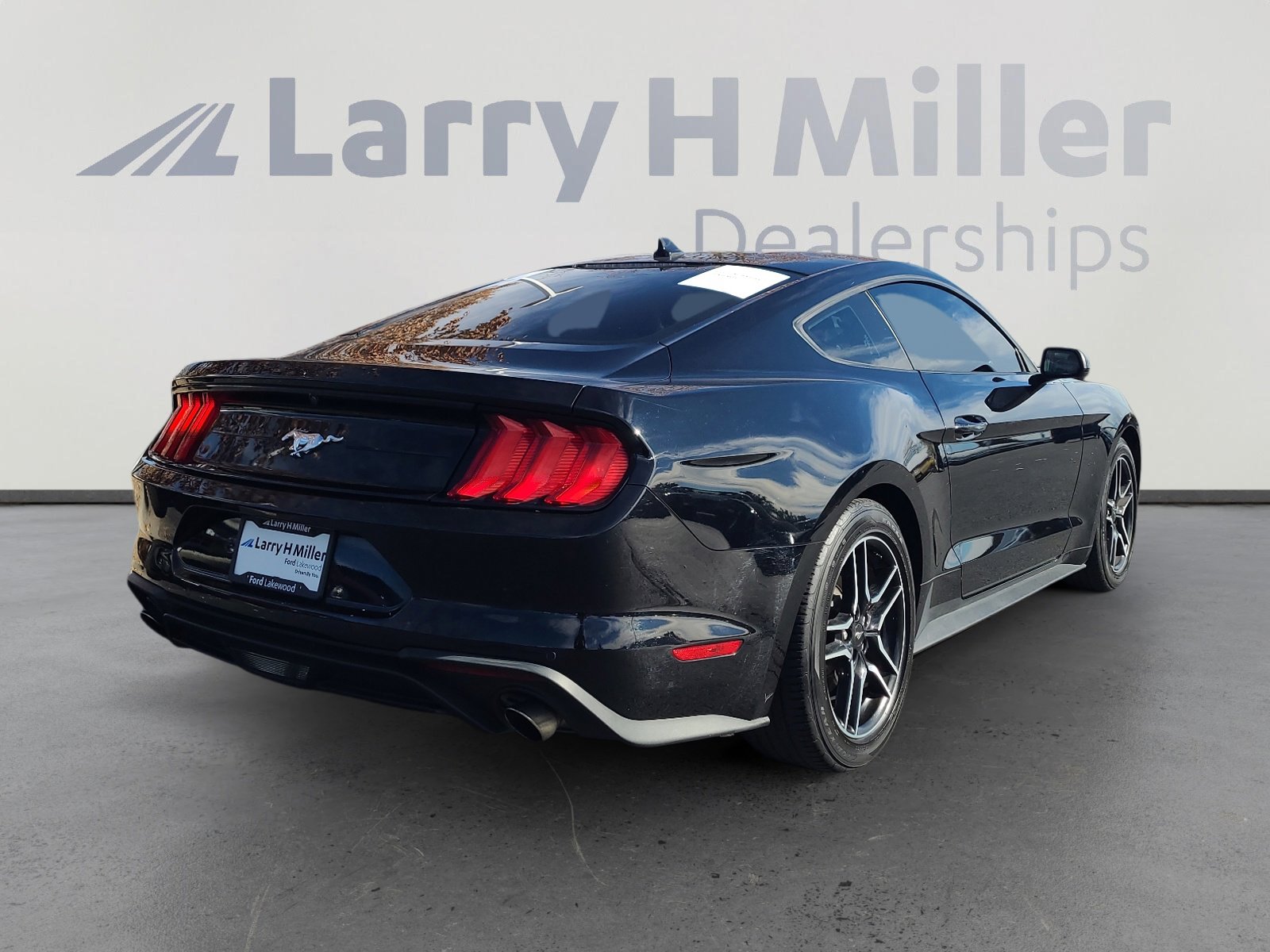 Certified 2022 Ford Mustang Premium image 5