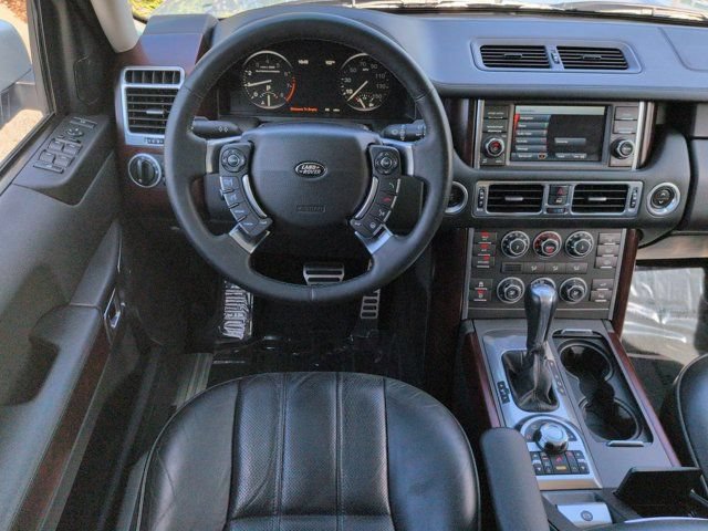 Used 2010 Land Rover Range Rover Supercharged AWD/4WD image 16