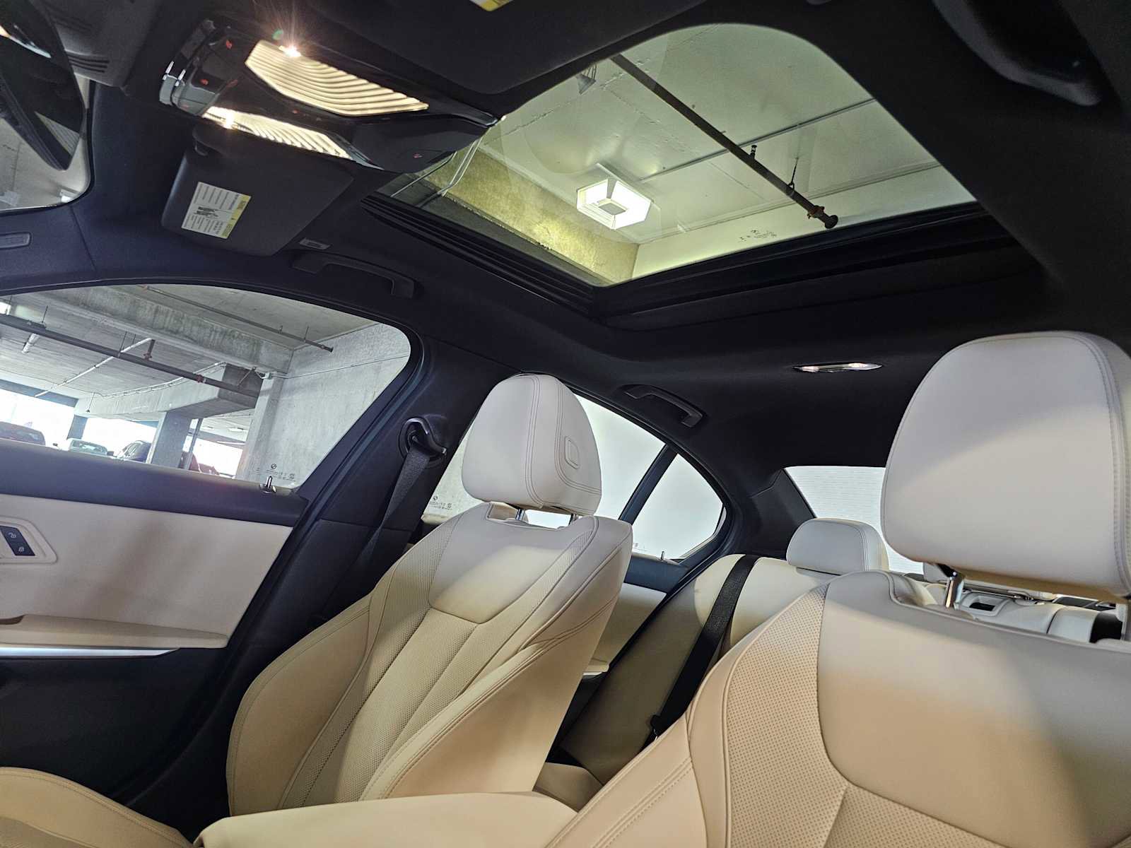 Used 2025 BMW 330i xDrive 330i xDrive w/ Premium Package image 35