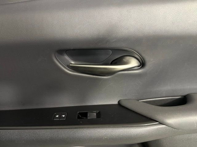 Used 2019 Lexus UX 250h F Sport w/ F Sport Premium Package image 34