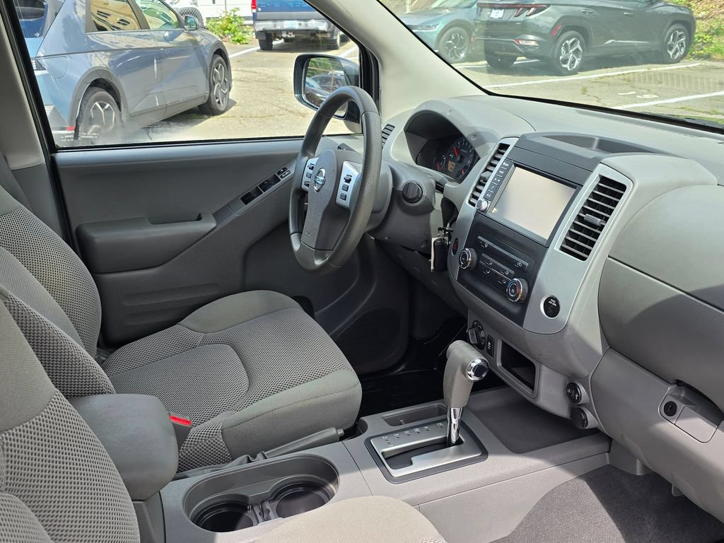 Used 2019 Nissan Frontier SV AWD/4WD image 10