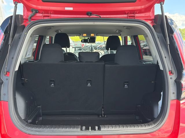 Used 2025 Kia Soul LX w/ LX Technology Package FWD image 31