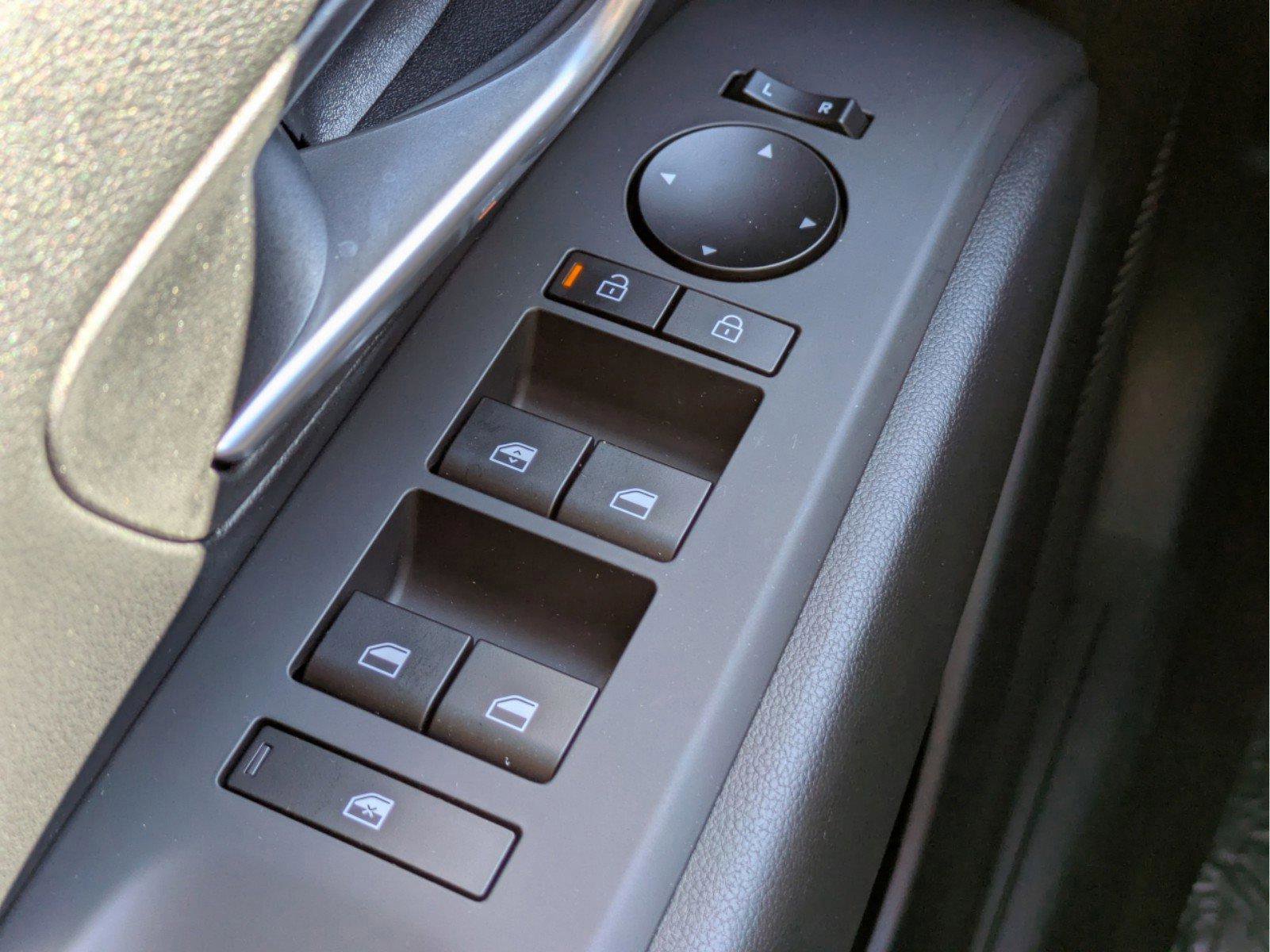 New 2026 Hyundai Tucson SE image 23