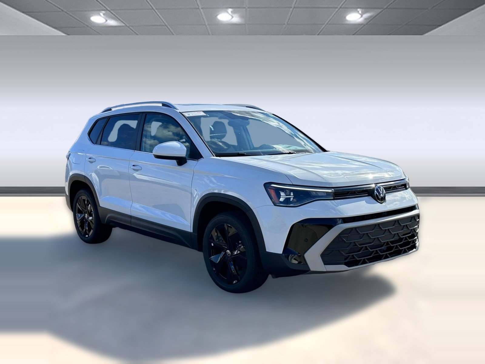 New 2026 Volkswagen Taos SE image 6