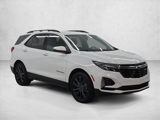 Used 2022 Chevrolet Equinox RS w/ Infotainment Package FWD image 3
