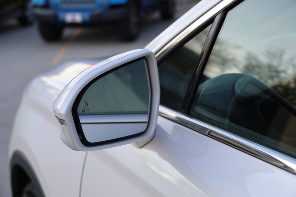 Used 2016 Lincoln MKX Reserve w/ Luxury Package image 34