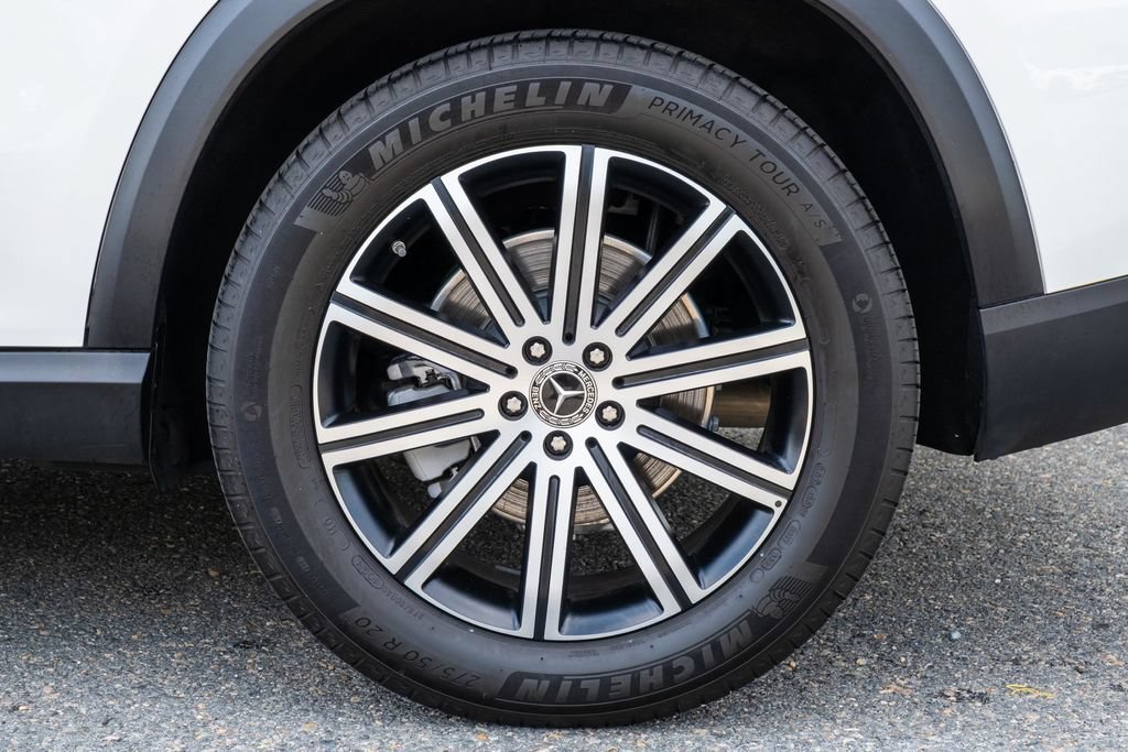 Used 2025 Mercedes-Benz GLE 350 4MATIC image 34
