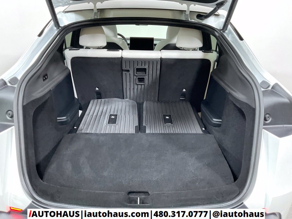 Used 2026 Tesla Model Y AWD image 15