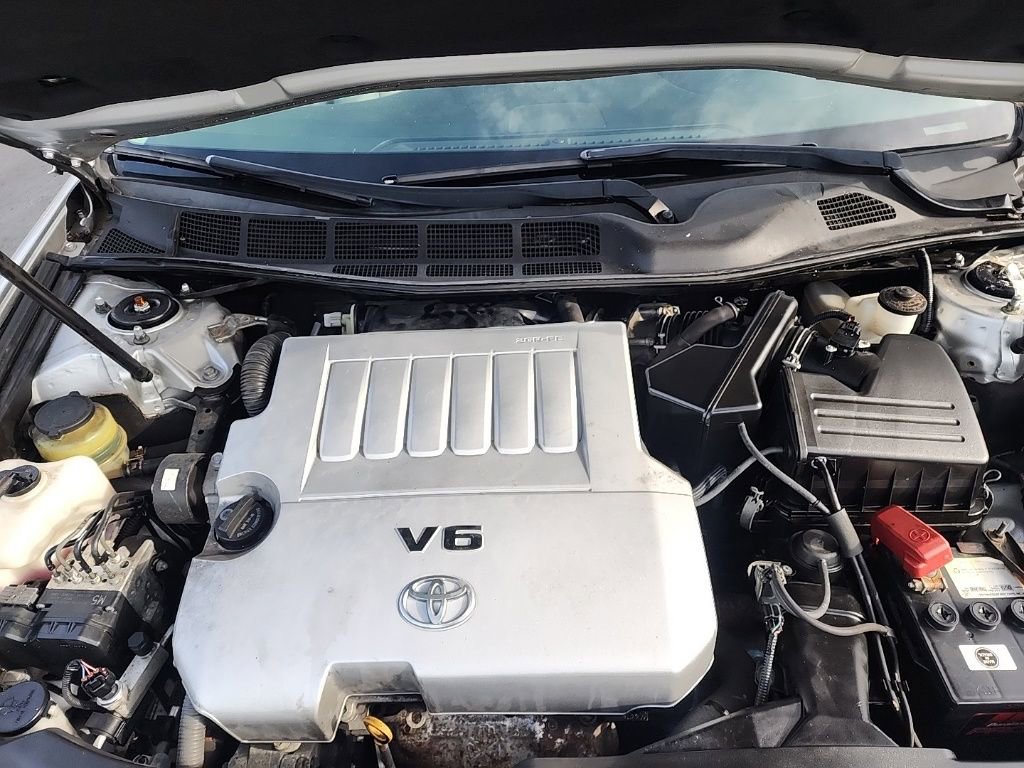 Used 2012 Toyota Avalon Limited image 10