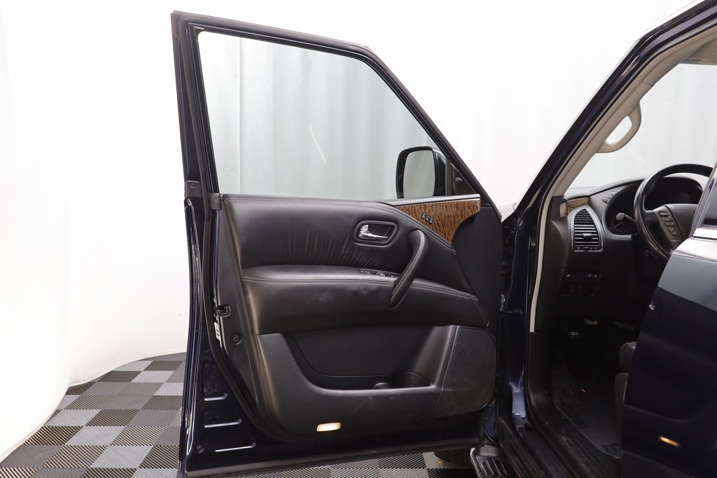 Used 2020 Nissan Armada SL w/ Premium Package image 5