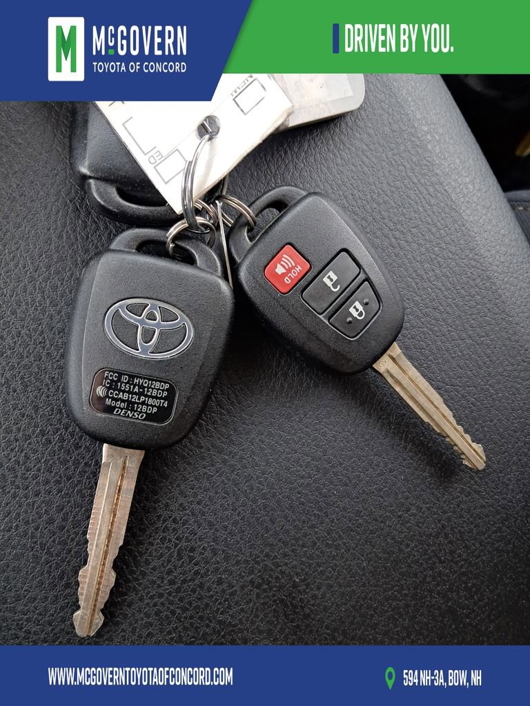 Used 2021 Toyota Tacoma SR5 w/ Trail Edition AWD/4WD image 22