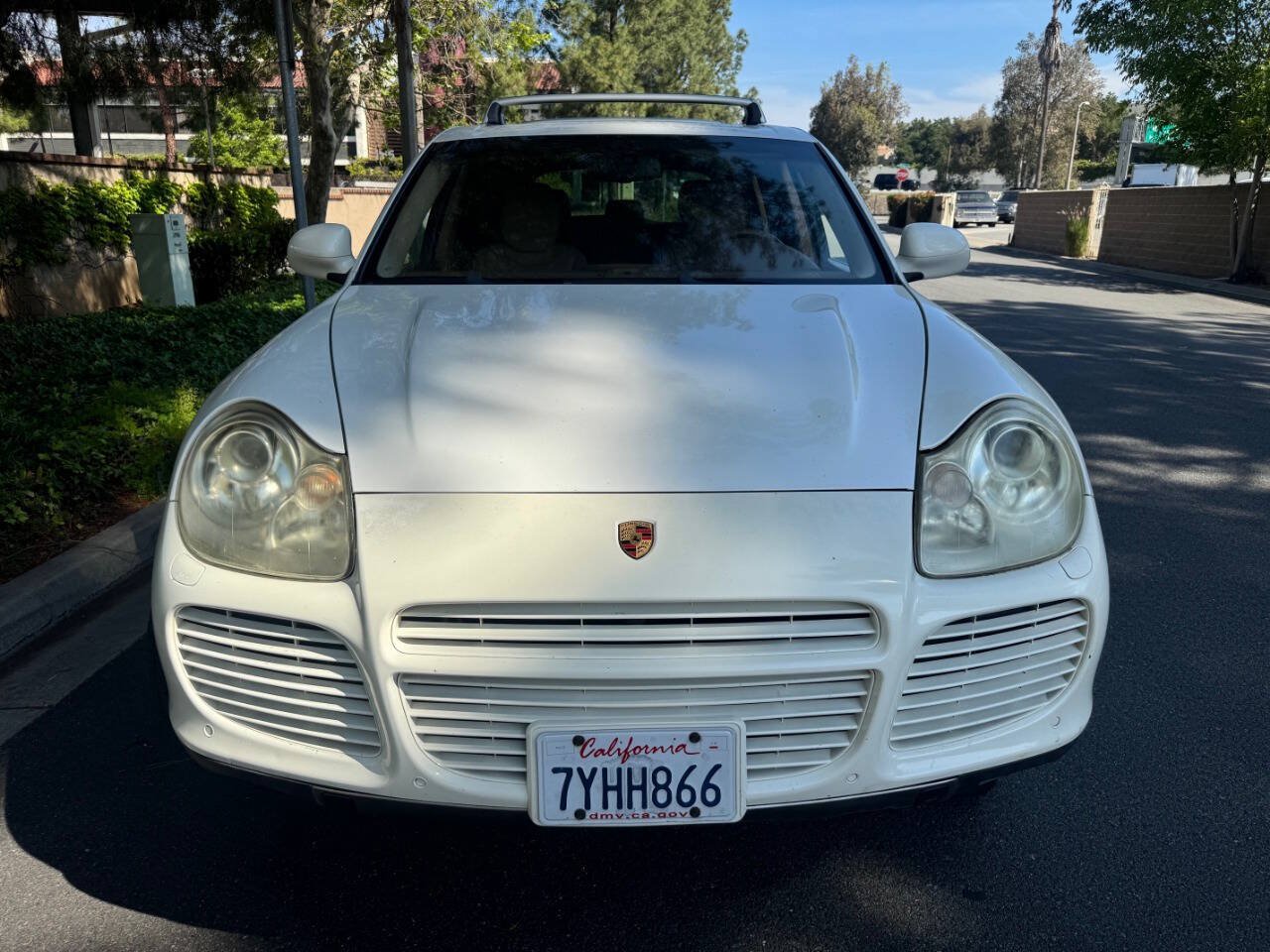 Used 2005 Porsche Cayenne Turbo AWD/4WD image 8