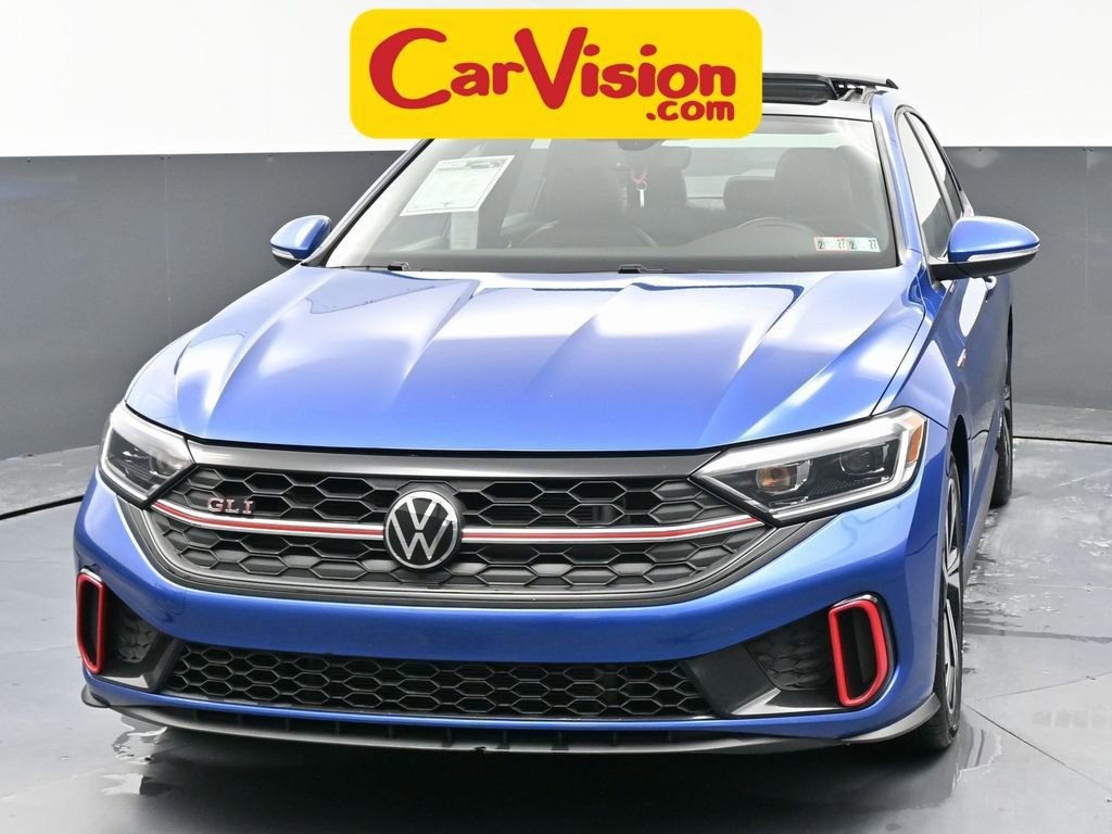 Used 2024 Volkswagen Jetta GLI Autobahn image 5