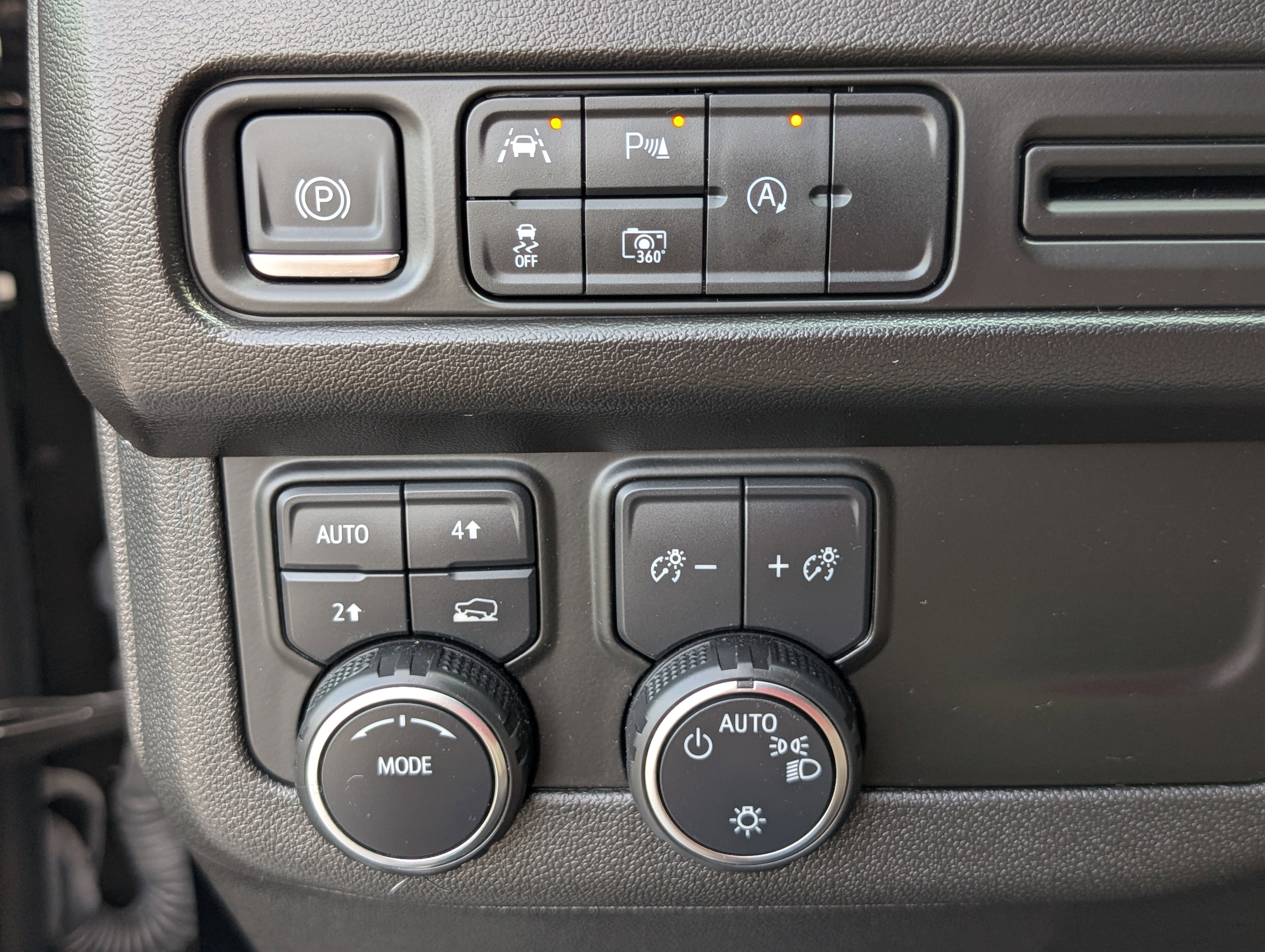 Used 2023 Chevrolet Tahoe RST w/ RST Performance Edition image 23