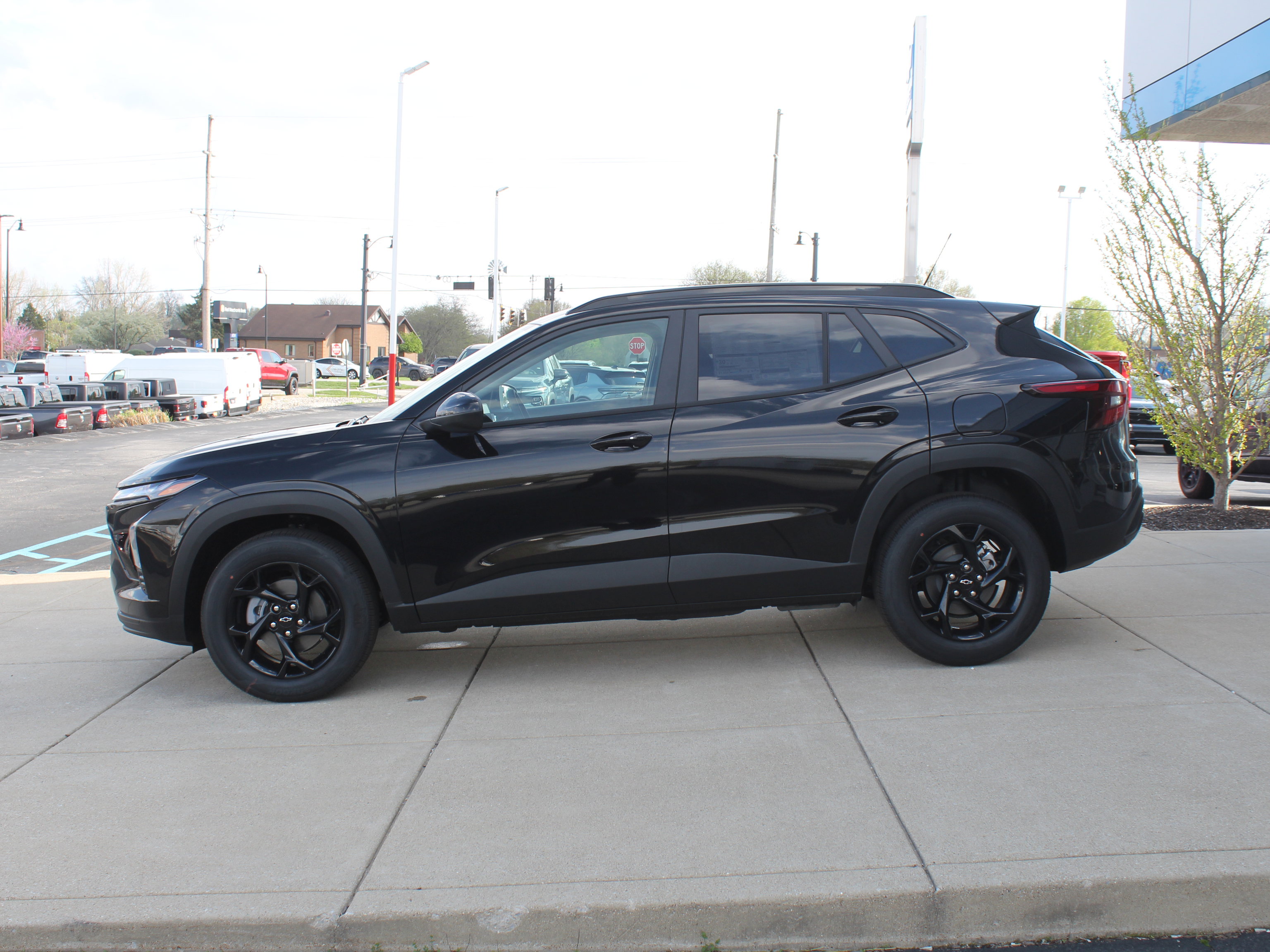 New 2026 Chevrolet Trax LT w/ Driver Confidence Package FWD image 6