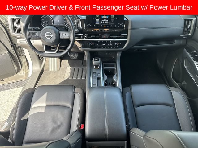 Used 2025 Nissan Pathfinder SL FWD image 20