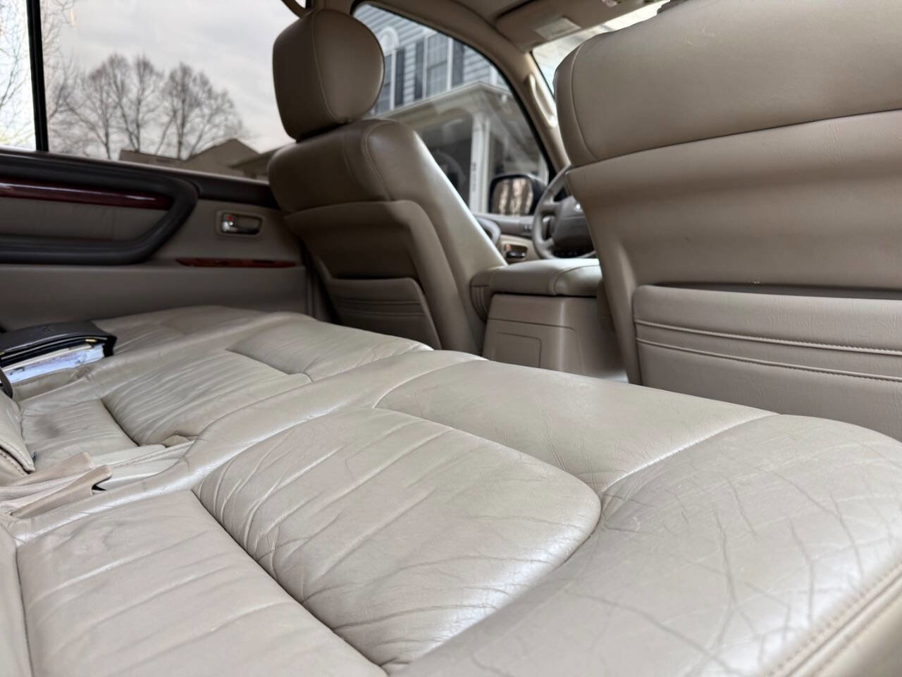 Used 2002 Lexus LX 470 Base 4WD 4dr SUV image 85