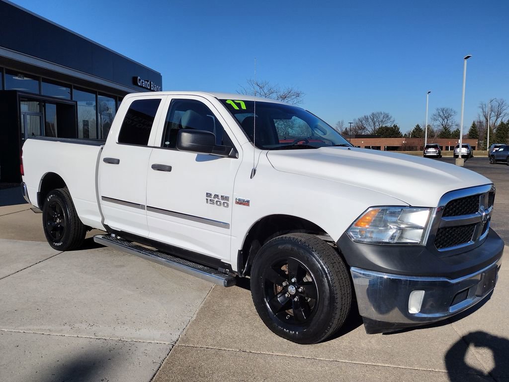 Used 2017 RAM 1500 ST w/ SXT Appearance Group image 11