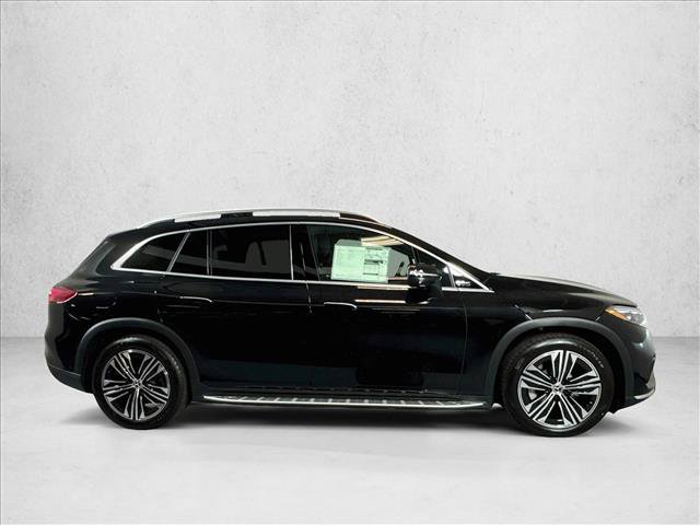 New 2026 Mercedes-Benz EQS 400 4MATIC SUV image 4