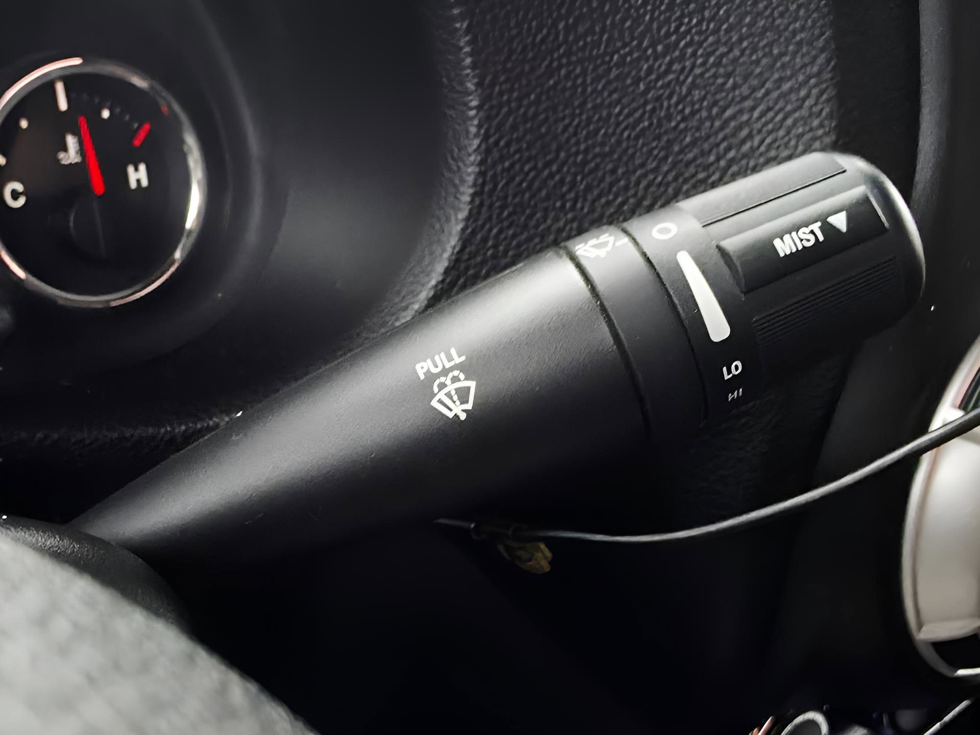 Used 2014 Jeep Wrangler Rubicon w/ Power Convenience Group image 22