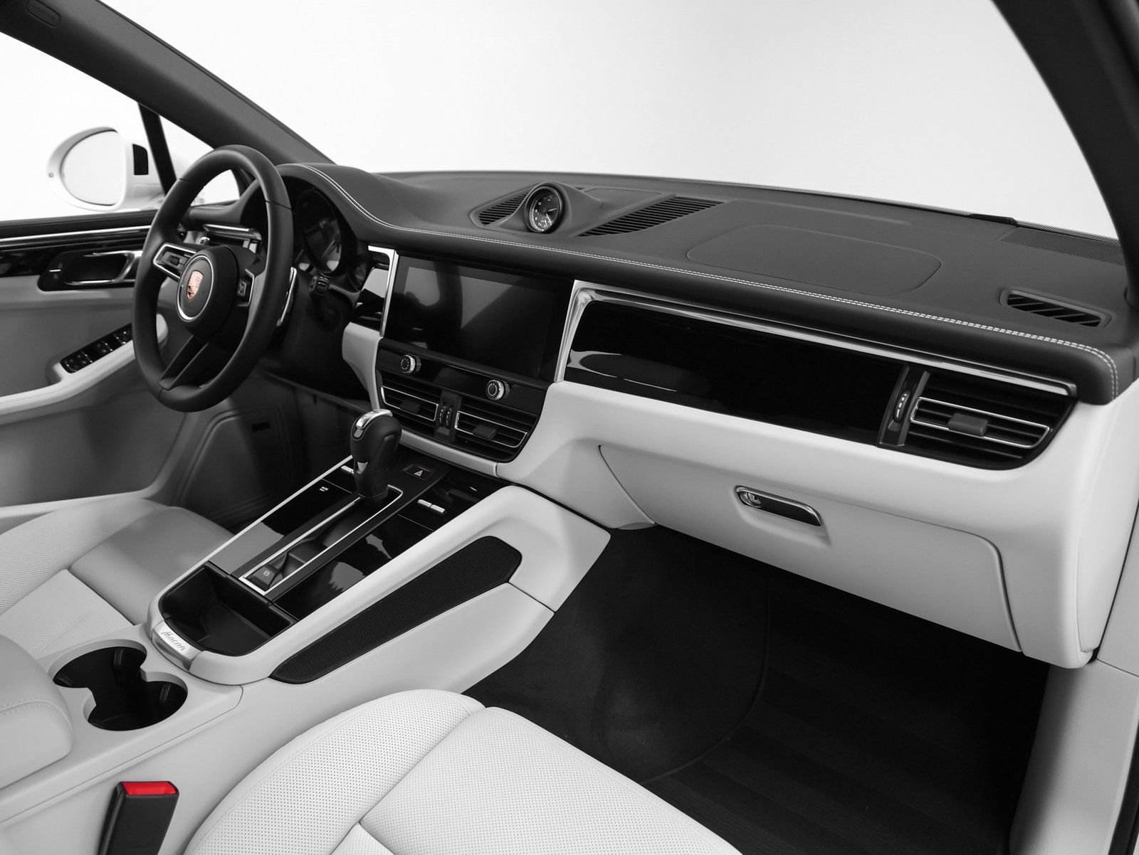 New 2026 Porsche Macan S image 26