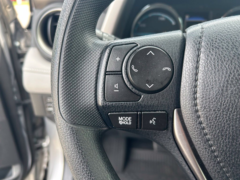 Used 2018 Toyota RAV4 LE AWD/4WD image 20